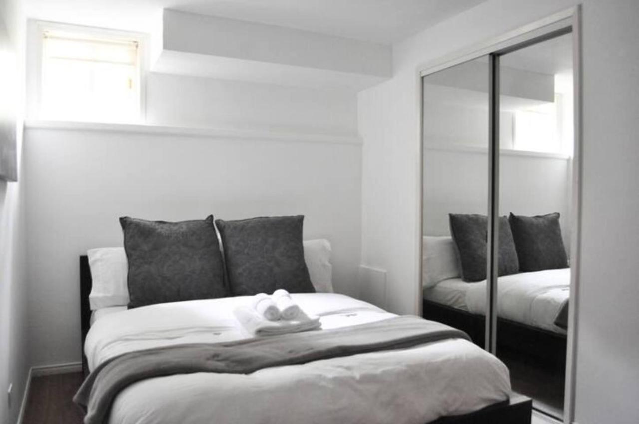 Cozy 1 Bd Suite Centrally Located Норт-Ванкувер Екстер'єр фото