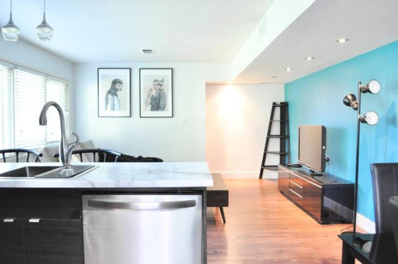 Cozy 1 Bd Suite Centrally Located Норт-Ванкувер Екстер'єр фото