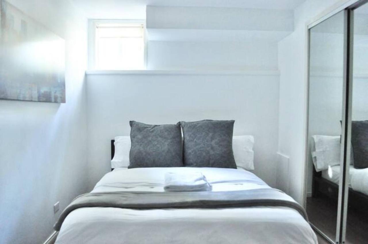 Cozy 1 Bd Suite Centrally Located Норт-Ванкувер Екстер'єр фото